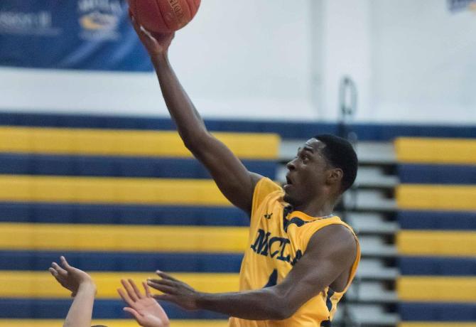 Wiggins names MASCAC Rookie of the Week for second time
