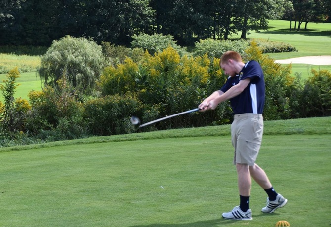 Golf competes at Brett Williamson Invitational hosted by Westfield State