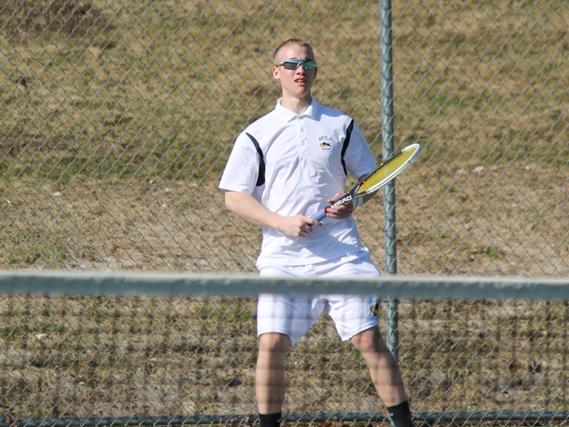 Men's Tennis notches first victory with 6-3 win over Becker