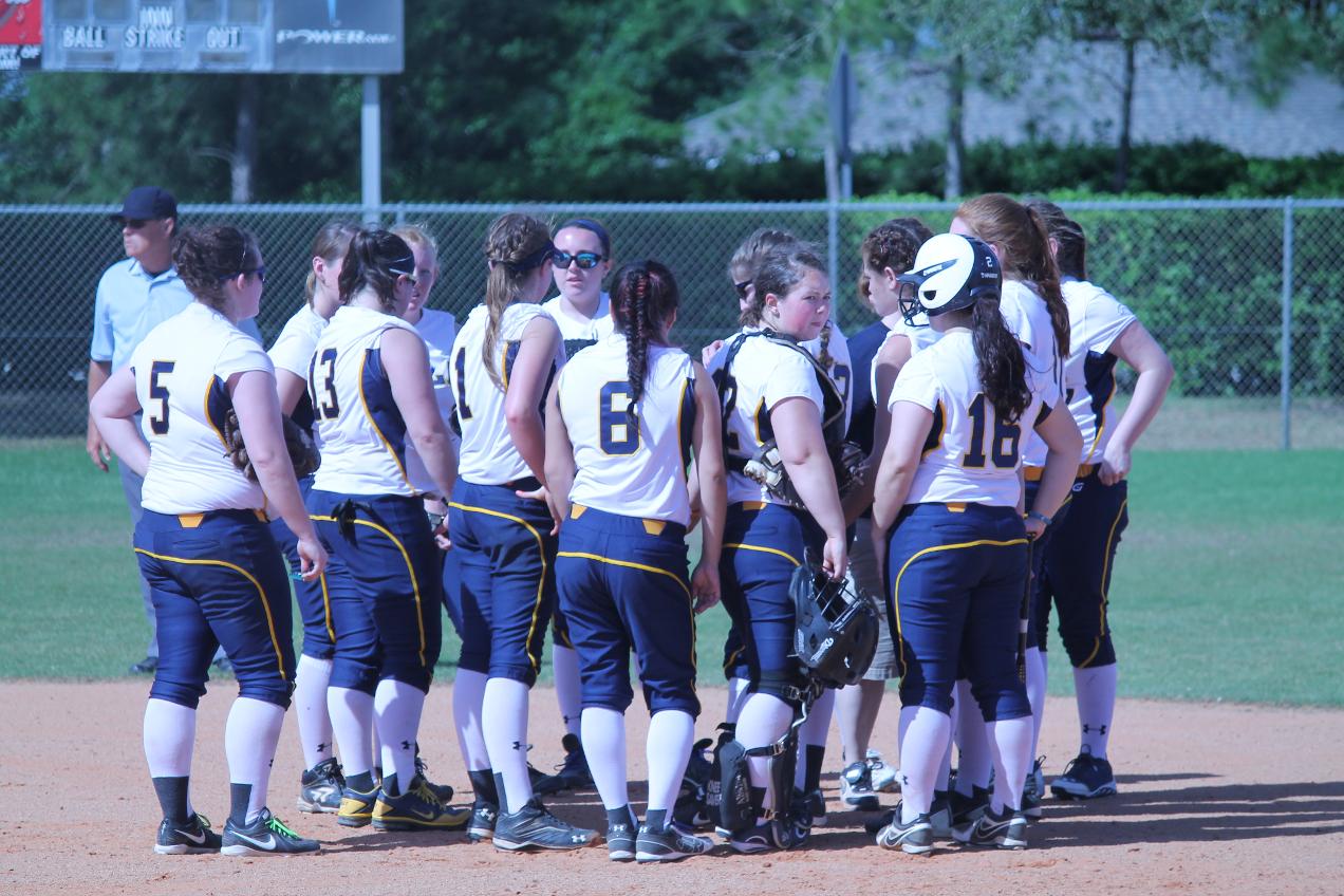Softball earns second seed in MASCAC playoff, will host game Friday