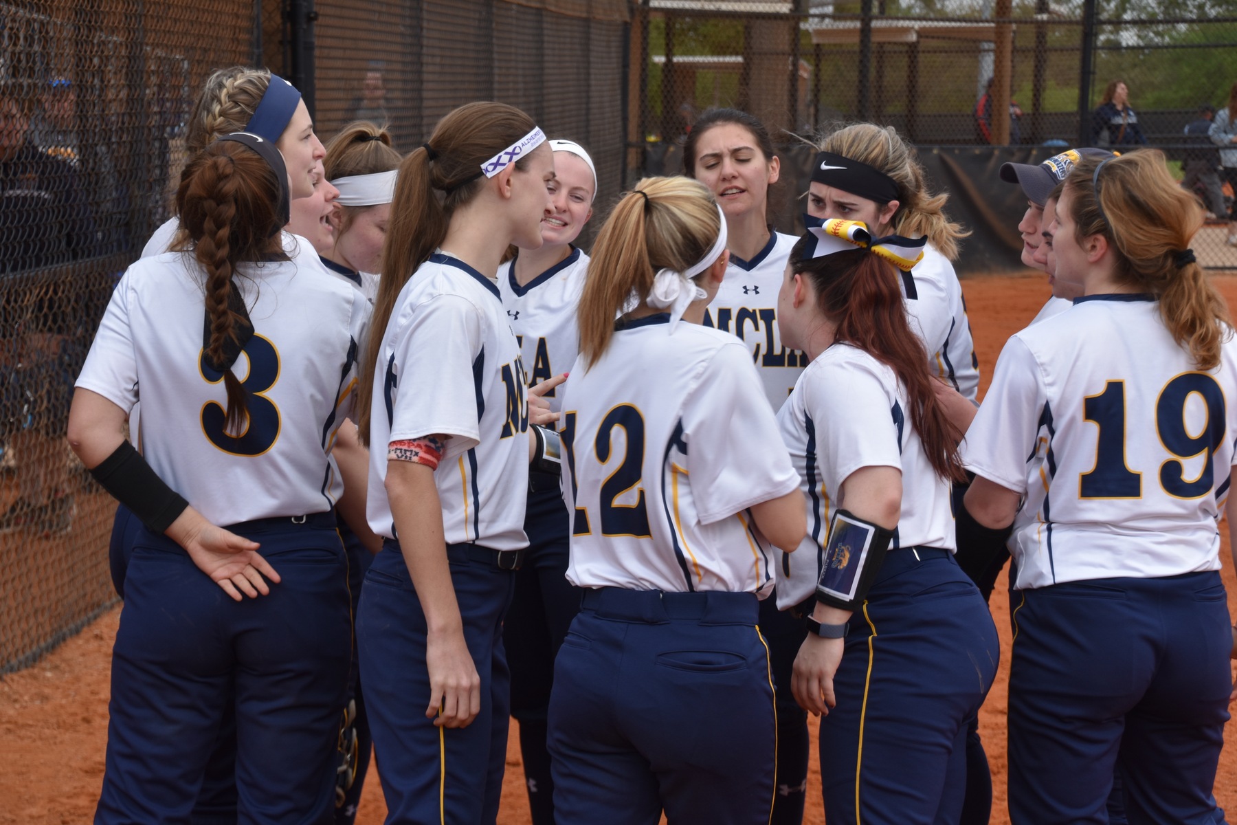 Pitching leads Softball to sweep of Worcester State