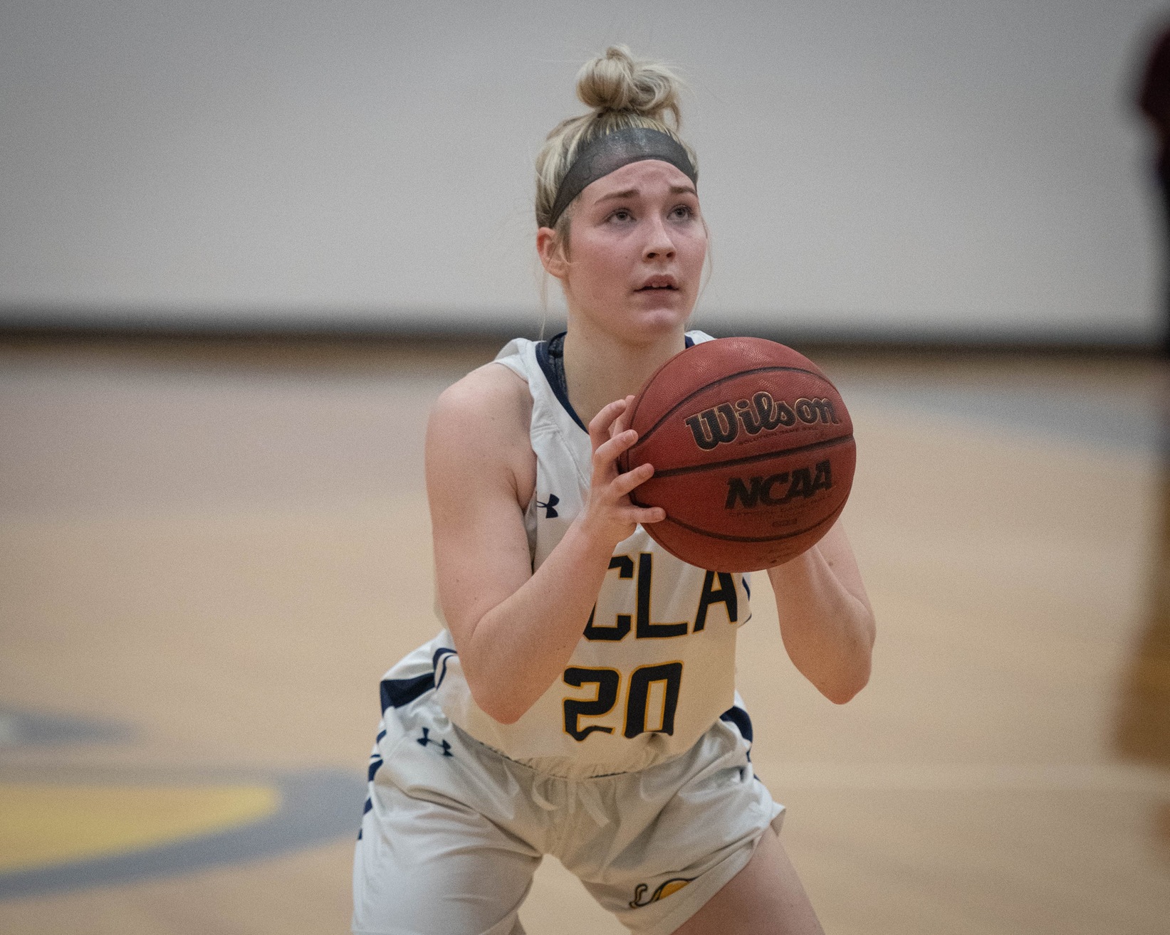 Digennaro goes for 23, but women's basketball falls to Framingham State 87-50