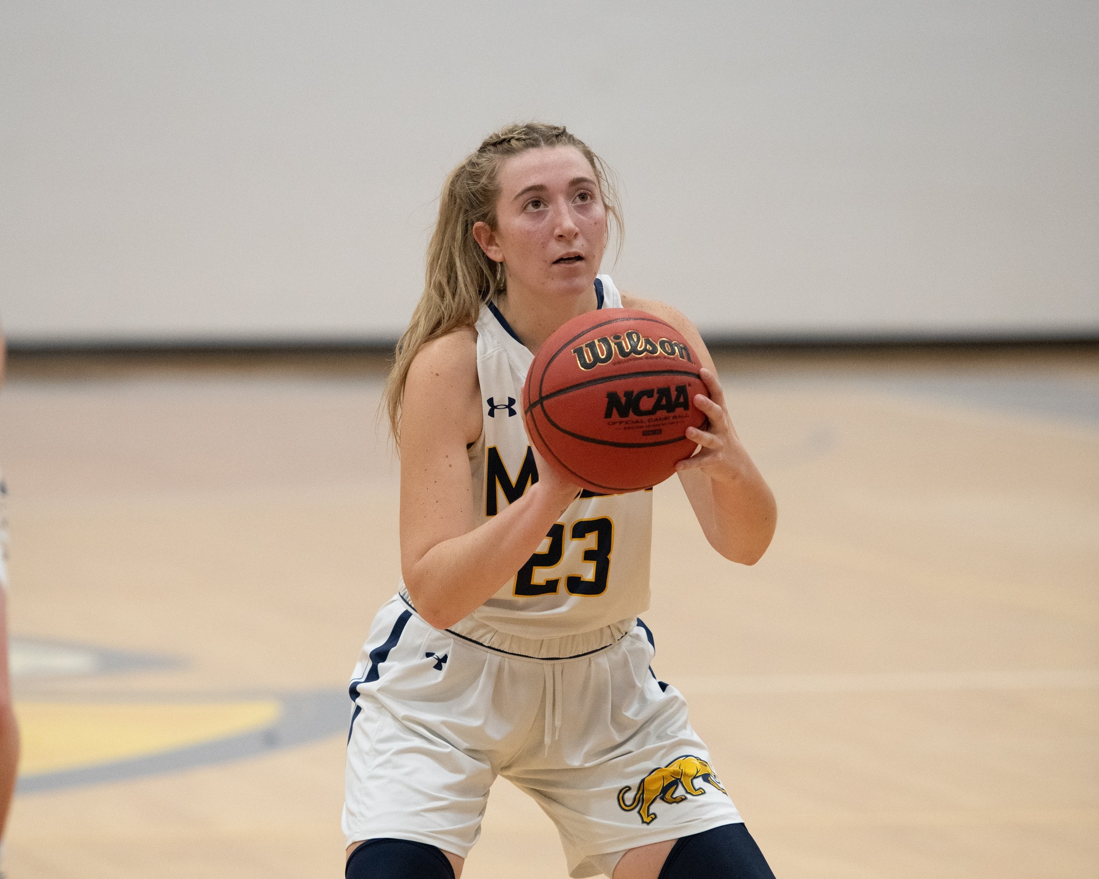Mazzeo posts double double but MCLA falls to Fitchburg State 59-51
