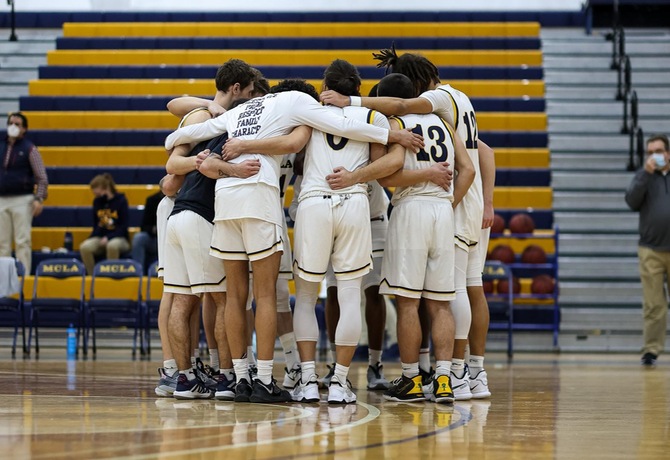 Men's Basketball set to play Fitchburg State at Williams College Tuesday Night at 7:30