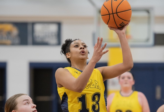 Women’s Basketball falls at Westfield State in MASCAC quarterfinals