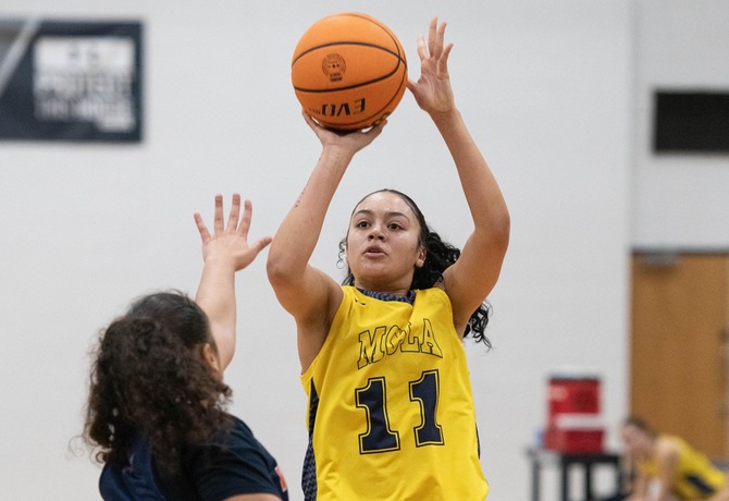 Zaylee Ramos recorded her second double-double of the year with 15 points and 11 boards.
