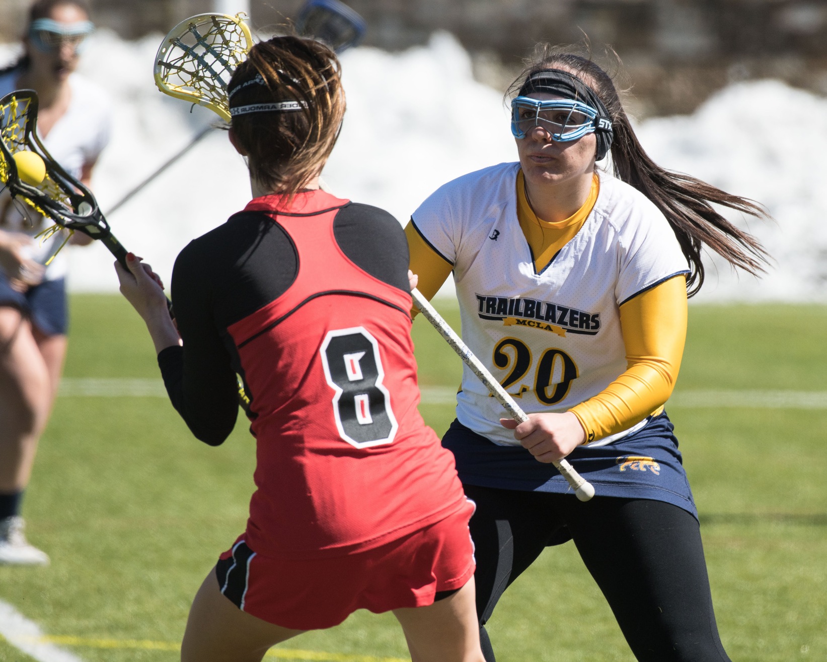 First half dooms lacrosse as they fall to Becker