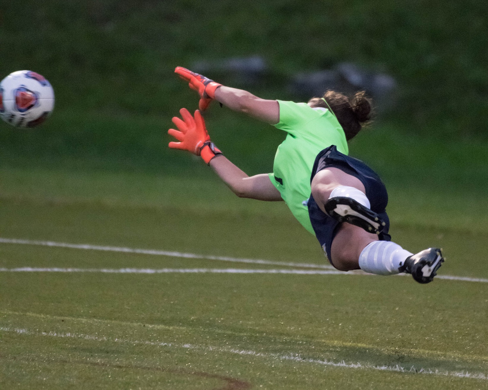Richardson collects eight saves but women's soccer drops 1-0 decision at Framingham