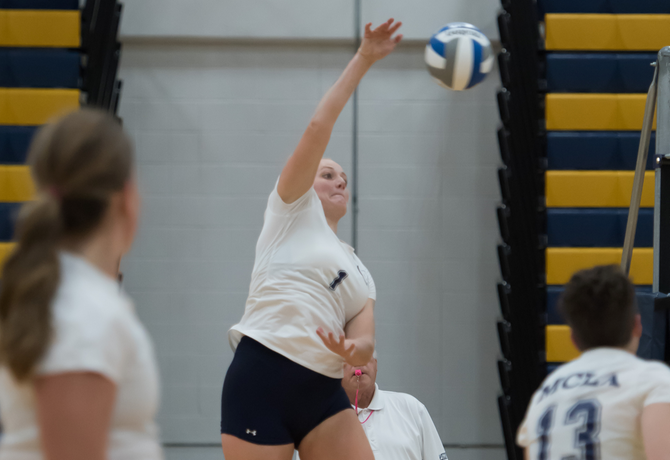 Volleyball avenges early season loss to Owls with 3-1 win in semis, will face Rams in MASCAC title game