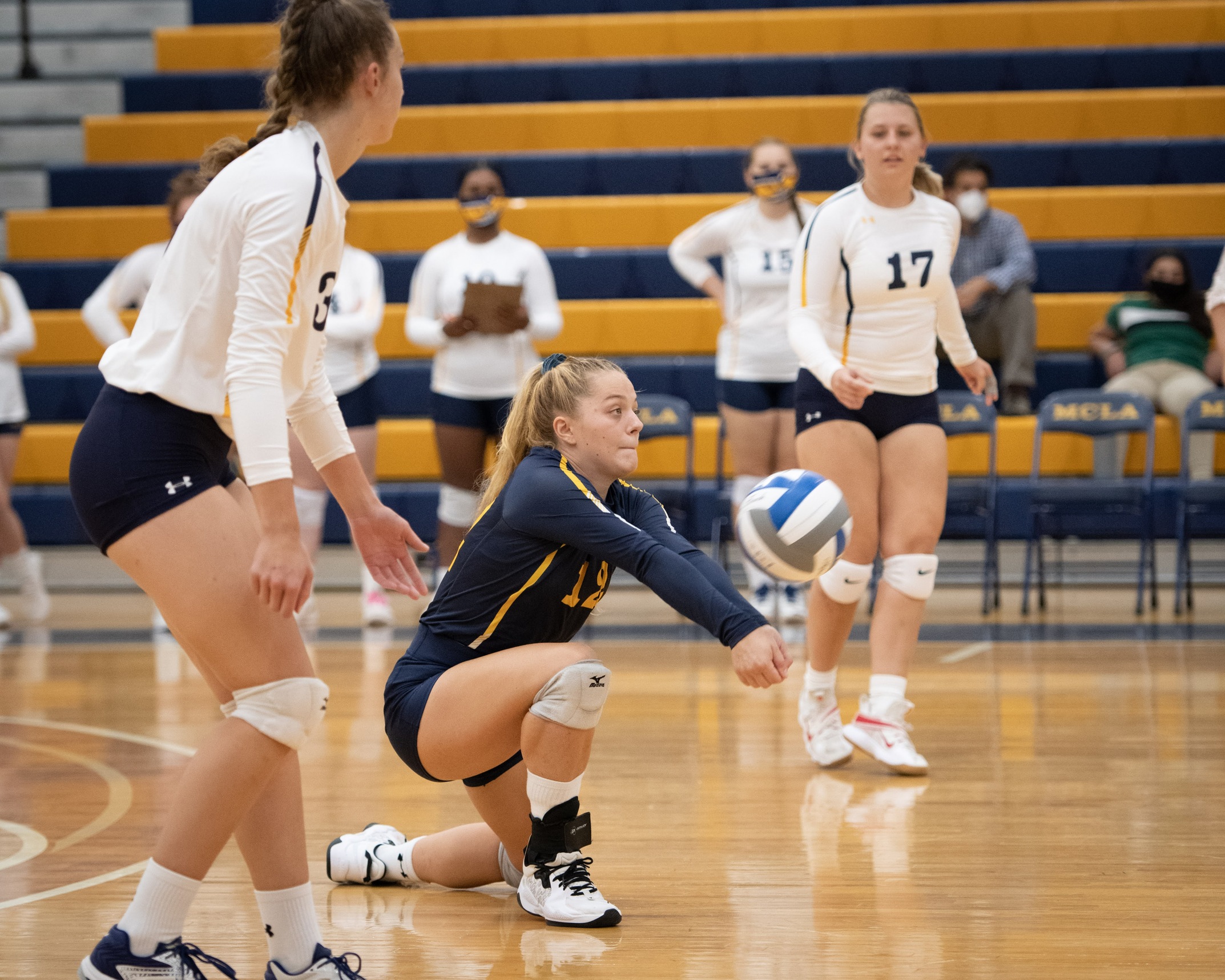 Volleyball swept in Tri-Match by UMass Dartmouth and Castleton