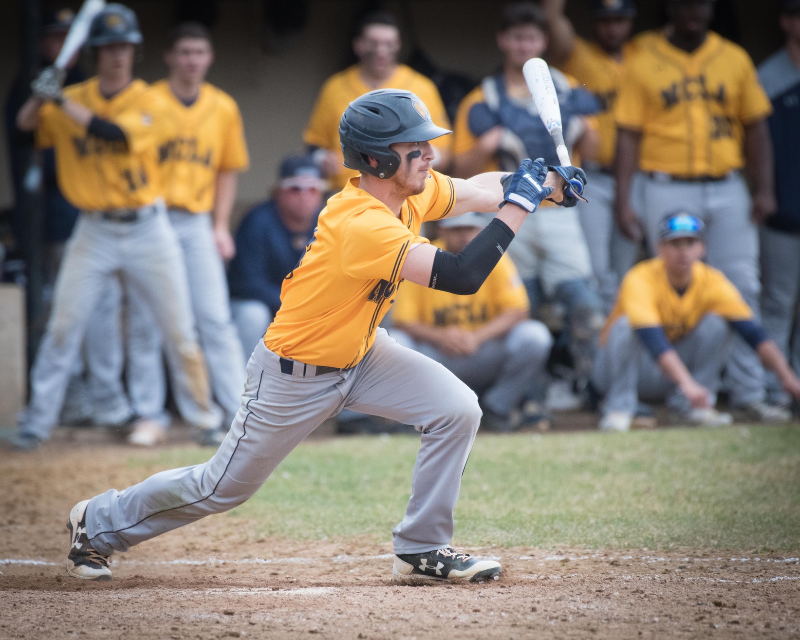 Baseball nipped in game one 3-2, Vikings complete sweep with 5-1 win in nightcap