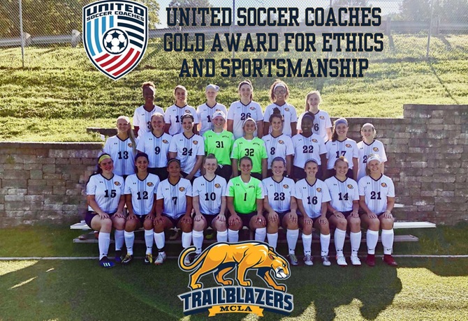 Women's Soccer collects Gold Award for Ethics and Sportsmanship from United Soccer