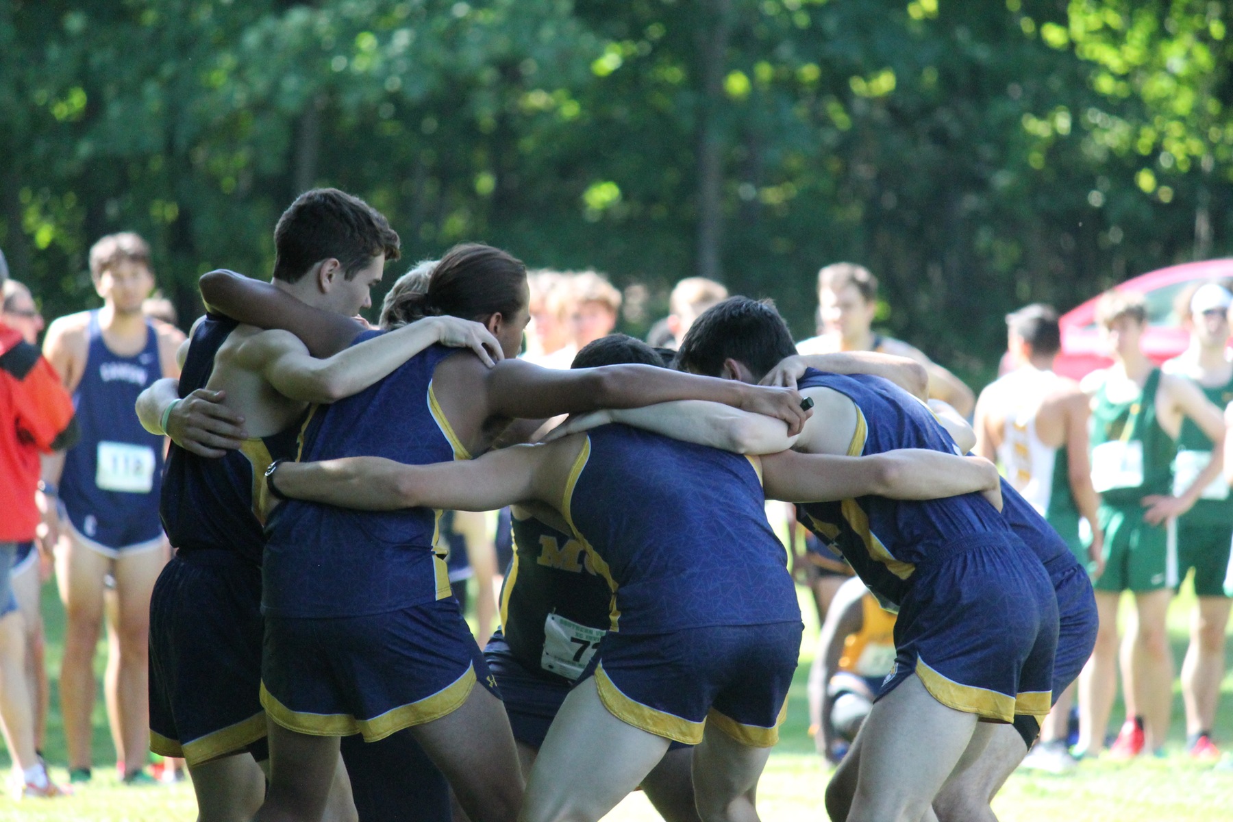Men's Cross Country competes at the James Early Invitational