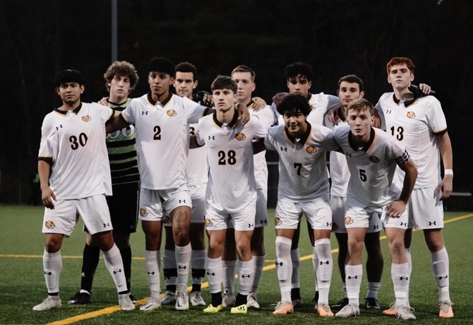 Men’s Soccer Conclude Regular Season with Loss to Bridgewater State