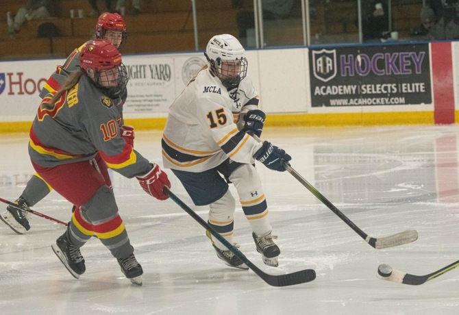 Kiera Grom notched her first goal to cap a five-goal second period for the Trailblazers.