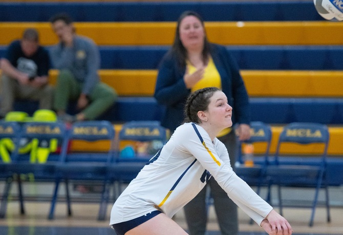 Elizabeth Brown paced the Trailblazers with a double-double in MCLA's four-set win at Bridgewater.